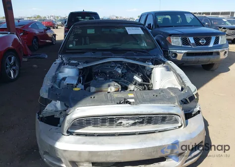 2014 Ford Mustang V6 Premium из США, поврежденный, VIN 1ZVBP8EM3E5272001